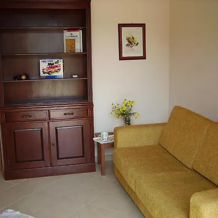Residence Eneide Aparthotel Valderice